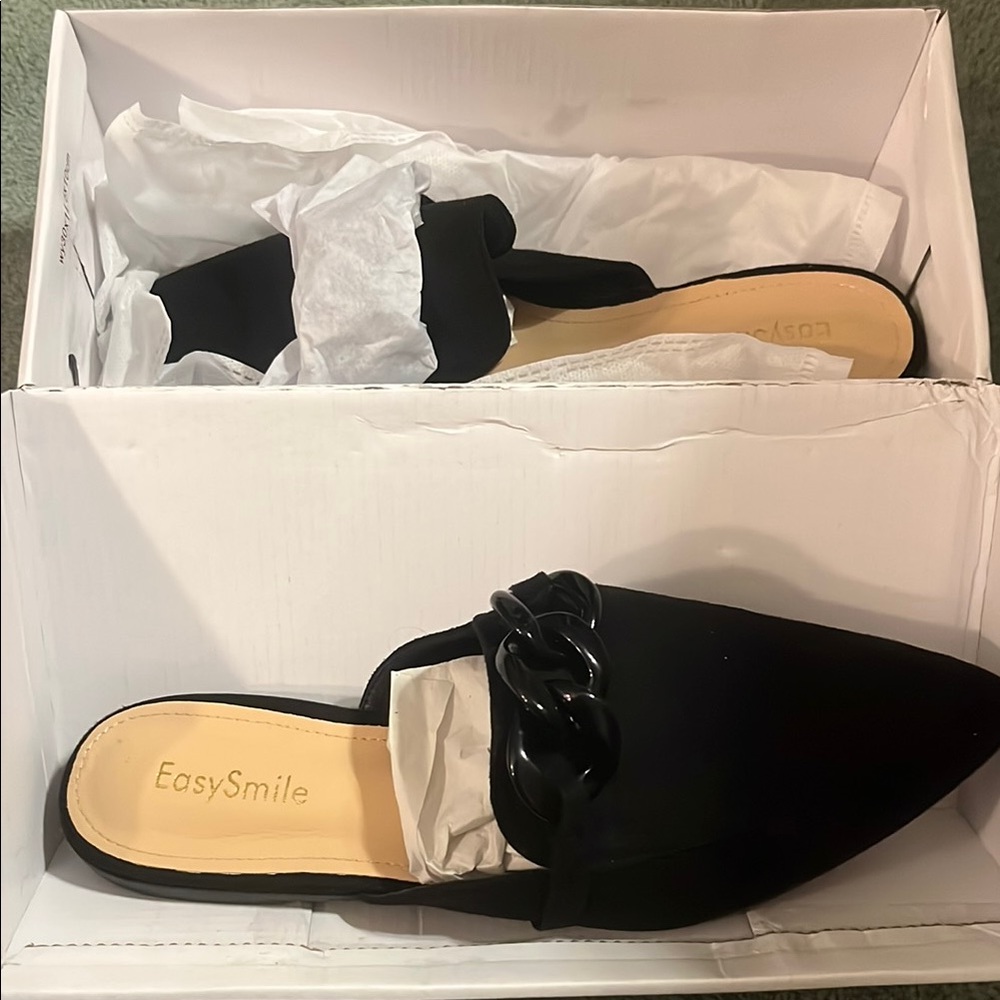 EasySmile Black Chain Mules